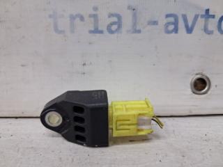 Датчик удара (AIRBAG) Toyota RAV 4 2012-2019 Б/У Датчик удара (AIRBAG) Toyota RAV 4 2012-2019