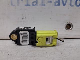 Датчик удара (AIRBAG) Toyota Auris 2006-2012 Б/У Датчик удара (AIRBAG) Toyota Auris 2006-2012