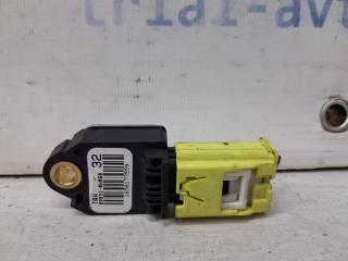 Датчик удара (AIRBAG) Toyota Auris 2006-2012 Б/У Датчик удара (AIRBAG) Toyota Auris 2006-2012