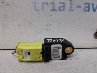 Датчик удара (AIRBAG) Toyota Auris 2006-2012 Б/У Датчик удара (AIRBAG) Toyota Auris 2006-2012