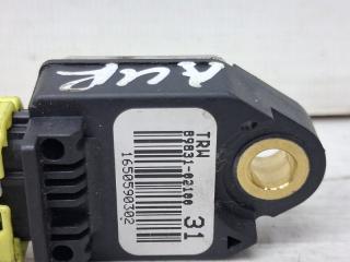 Датчик удара (AIRBAG) Toyota Auris E150 1.6 бензин 1ZRFAE
