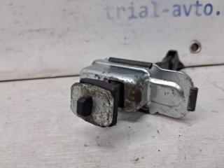 Ограничитель двери передний правый Ceed 2006-2012 ED 1.6 diesel D4FB