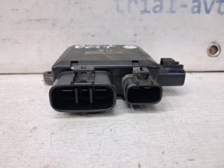 Блок управления вентиляторами Outlander 2003-2006 cu 2.4 бензин 4G69