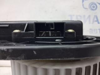 Моторчик печки Outlander 2003-2006 cu 2.4 бензин 4G69