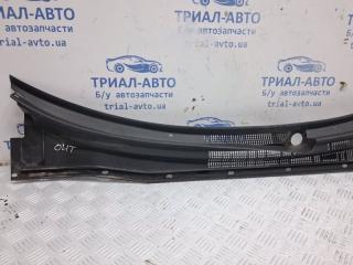 Дефлектор дворников Mitsubishi Outlander cu 2.4 бензин 4G69