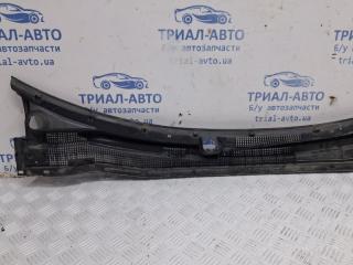 Дефлектор дворников Outlander 2003-2006 cu 2.4 бензин 4G69