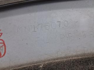 Накладка крыла передняя правая Outlander 2003-2006 cu 2.4 бензин 4G69