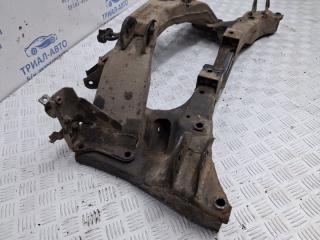 Балка задней подвески Outlander 2003-2006 cu 2.4 бензин 4G69