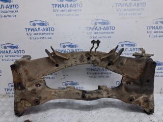 Балка задней подвески Outlander 2003-2006 cu 2.4 бензин 4G69