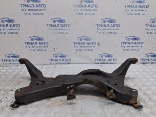 Балка передней подвески Outlander 2003-2006 cu 2.4 бензин 4G69