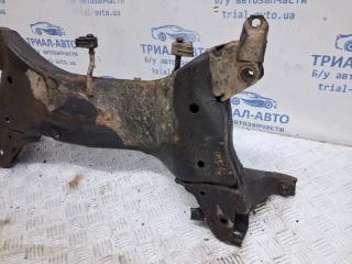 Балка передней подвески Outlander 2003-2006 cu 2.4 бензин 4G69