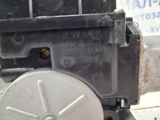 Стеклоподъемник задний правый Outlander 2003-2006 cu 2.4 бензин 4G69