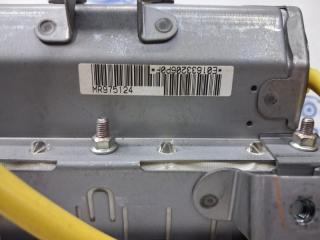 Подушка безопасности в торпеду Outlander 2003-2006 cu 2.4 бензин 4G69