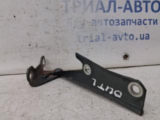 Петля капота левая Outlander 2003-2006 cu 2.4 бензин 4G69