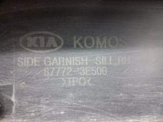 Накладка порога внешняя правая Sorento 2002-2011 BL 2.5 diesel D4CB