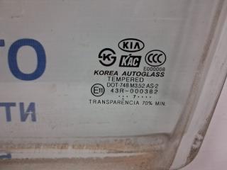 Стекло двери переднее левое Kia Sorento BL 2.5 diesel D4CB