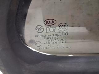 Стекло двери задней правой (форточка) Sorento 2002-2011 BL 2.5 diesel D4CB