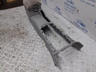 Подлокотник Hyundai Sonata NF 2.4 бензин G4KC