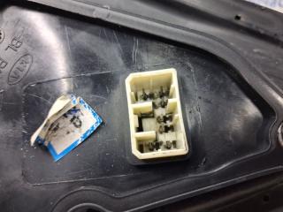 Зеркало левое Sorento 2002-2011 BL 2.5 diesel D4CB