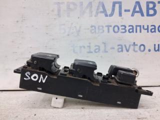 Блок управления стеклоподъемниками Sonata 2004-2010 NF 2.4 бензин G4KC