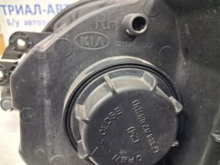 Фара правая галоген Sorento 2002-2011 BL 2.5 diesel D4CB