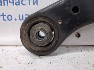 Рычаг правый Outlander 2003-2006 cu 2.4 бензин 4G69