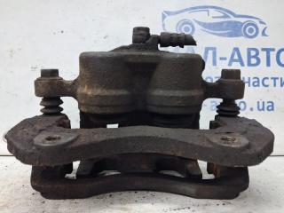 Суппорт передний правый Outlander 2003-2006 cu 2.4 бензин 4G69