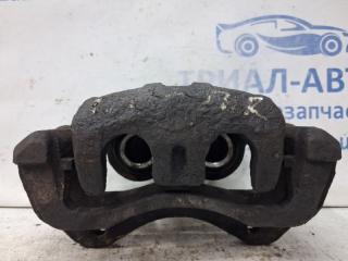 Суппорт передний правый Outlander 2003-2006 cu 2.4 бензин 4G69