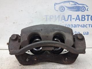 Суппорт передний правый Sorento 2002-2011 BL 2.5 diesel D4CB