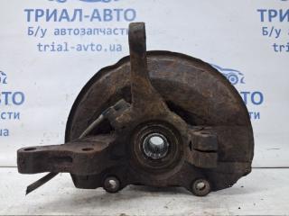 Кулак поворотный правый со ступицей Mitsubishi Outlander 2003-2006