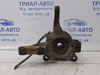 Кулак поворотный правый со ступицей Mitsubishi Outlander 2003-2006