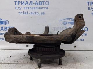 Кулак поворотный левый со ступицей Sorento 2002-2011 BL 2.5 diesel D4CB