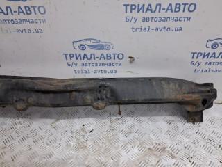 Усилитель бампера передний Mitsubishi L200 KB 2.5 Diesel 4D56