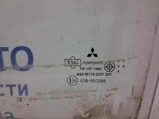 Стекло двери переднее левое Mitsubishi L200 KB 2.5 Diesel 4D56