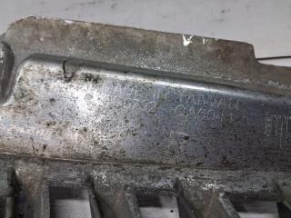 Решетка радиатора правая L200 2006-2015 KB 2.5 Diesel 4D56