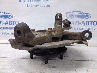 Кулак поворотный левый со ступицей Mitsubishi L200 KB 2.5 Diesel 4D56