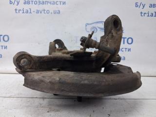 Кулак поворотный левый со ступицей L200 2006-2015 KB 2.5 Diesel 4D56