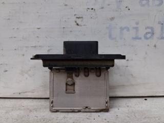 Резистор печки Mitsubishi L200 KB 2.5 Diesel 4D56