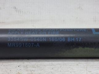 Амортизатор крышки багажника Outlander 2003-2006 CU 2.4 бензин 4G69