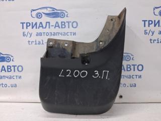 Брызговик задний правый Mitsubishi L200 2006-2015 Б/У Брызговик задний правый Mitsubishi L200 2006-2015