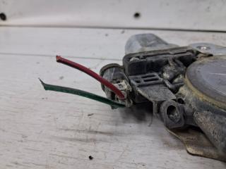 Стеклоподъемник передний правый Mitsubishi L200 KB 2.5 Diesel 4D56