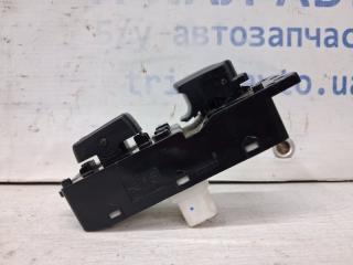 Кнопка стеклоподъемника передняя правая Hyundai Sonata 2004-2010