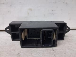 Кнопка стеклоподъемника Mitsubishi L200 KB 2.5 Diesel 4D56