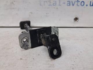 Ограничитель двери задний правый Sorento 2002-2011 BL 2.5 diesel D4CB