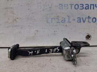 Ограничитель двери передний правый Kia Sorento 2002-2011 Б/У Ограничитель двери передний правый Kia Sorento 2002-2011