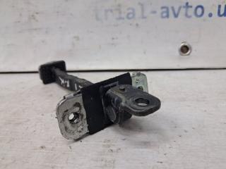 Ограничитель двери передний правый Sorento 2002-2011 BL 2.5 diesel D4CB