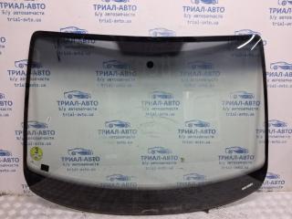 Стекло лобовое Volkswagen Caddy 2003-2015 Б/У Стекло лобовое Volkswagen Caddy 2003-2015