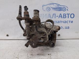 Суппорт задний правый Volkswagen Caddy 2k 1.9 diesel BJB