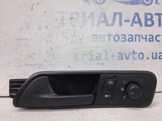 Ручка двери внутреняя передняя левая Volkswagen Caddy 2003-2015 Б/У Ручка двери внутреняя передняя левая Volkswagen Caddy 2003-2015