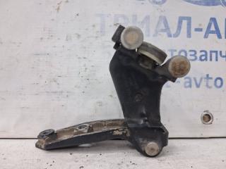 Ролик раздвижной двери Volkswagen Caddy 2003-2015 Б/У Ролик раздвижной двери Volkswagen Caddy 2003-2015